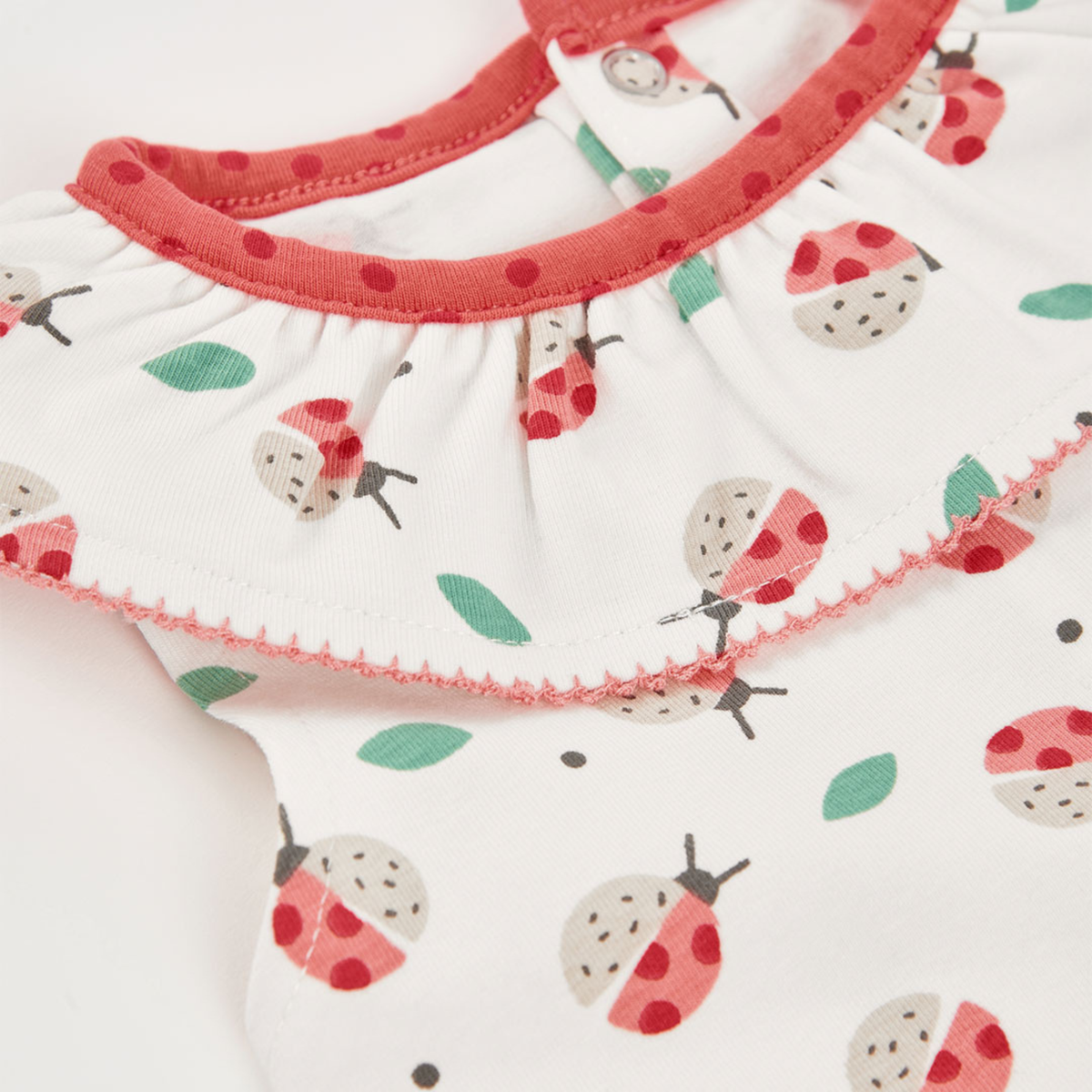 Conjunto T-shirt Com Folho e Calção Joaninha