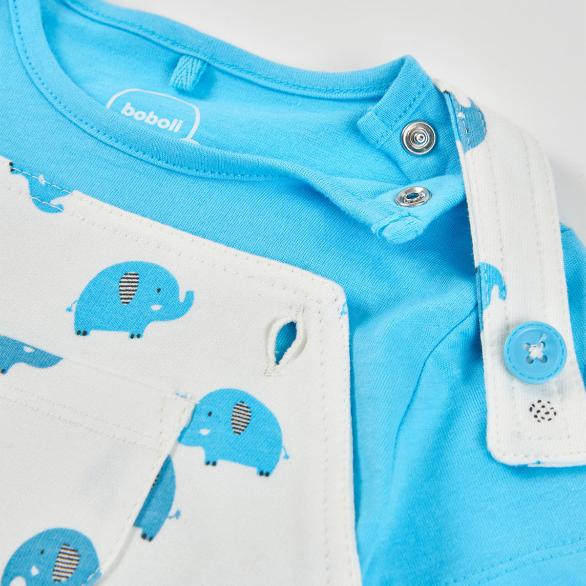 Conjunto de Jardineiras e T-shirt Elefante