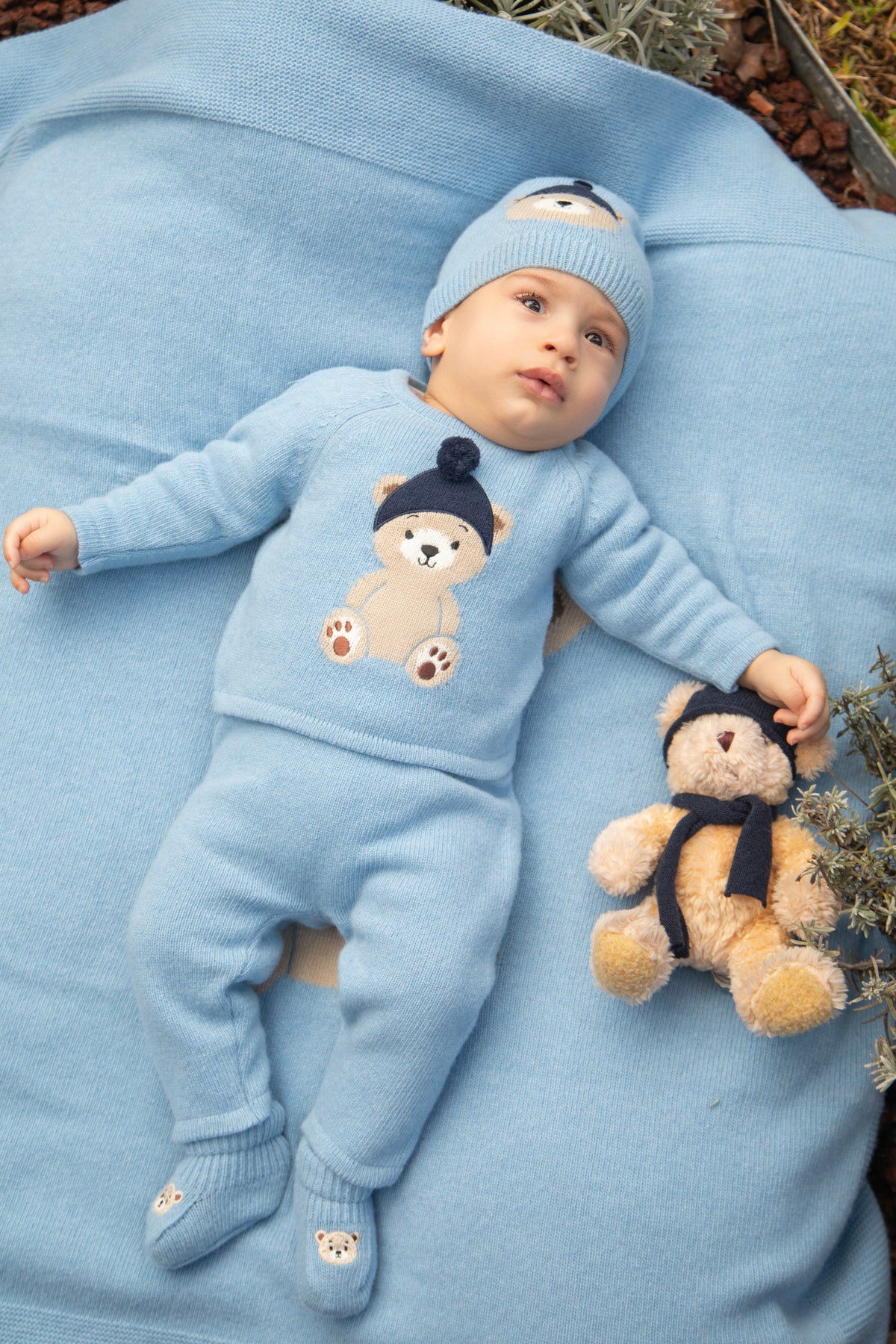 Conjunto de Malha com Ursinho e Pompom