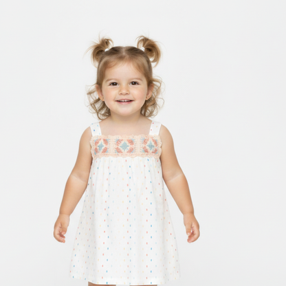 Vestido de Alças com Pormenor de Crochet