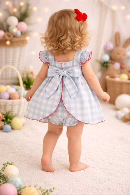 Vestido com Tapa Fraldas em Algodão Vichy Azul e Branco