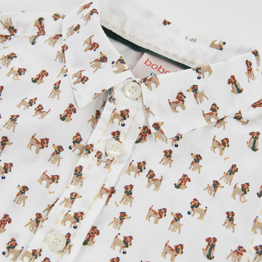 Camisa Branca com Estampado de Cães