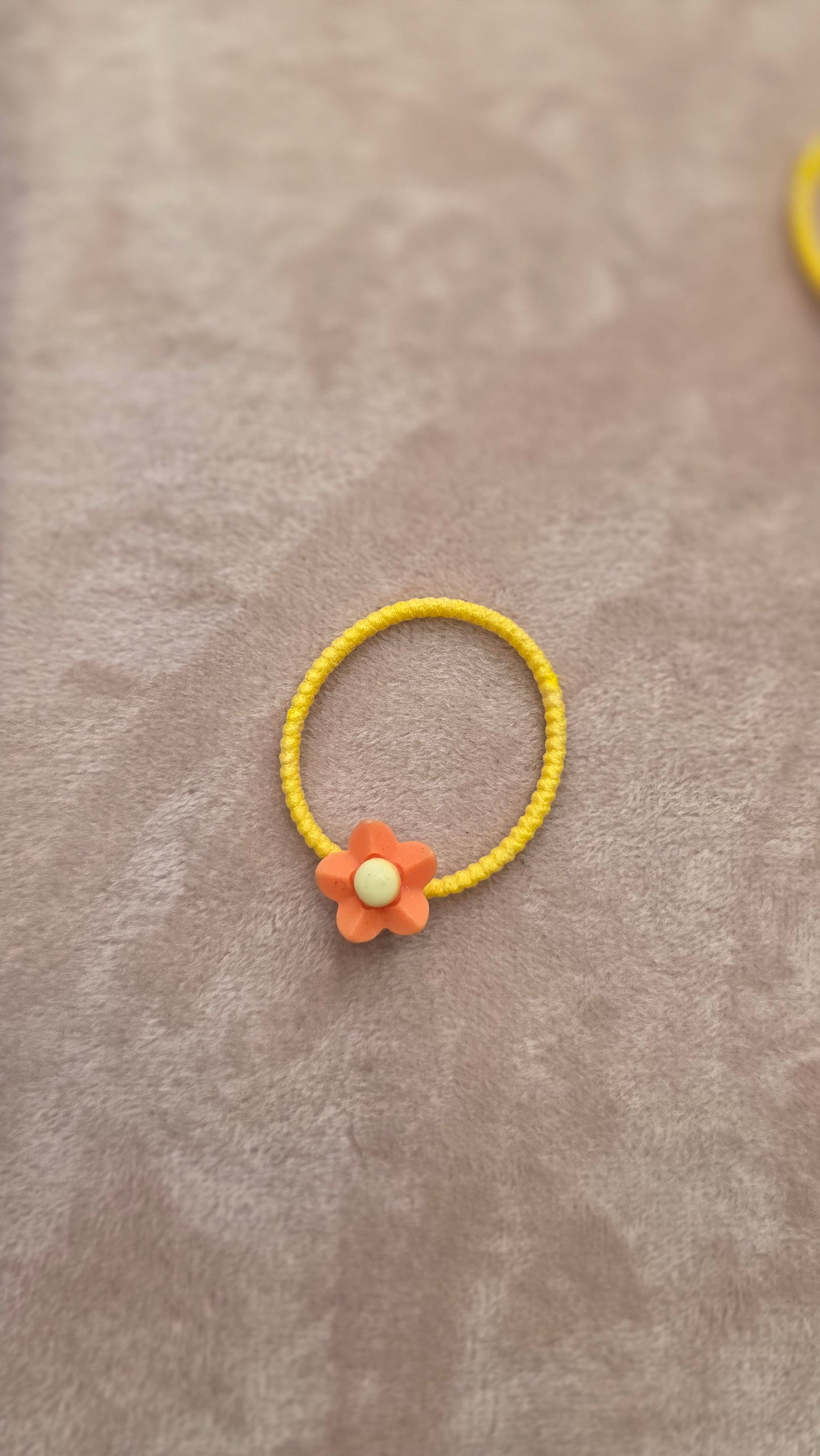 Conjunto de Elásticos de Cabelo Leão e Flor - Amarelo